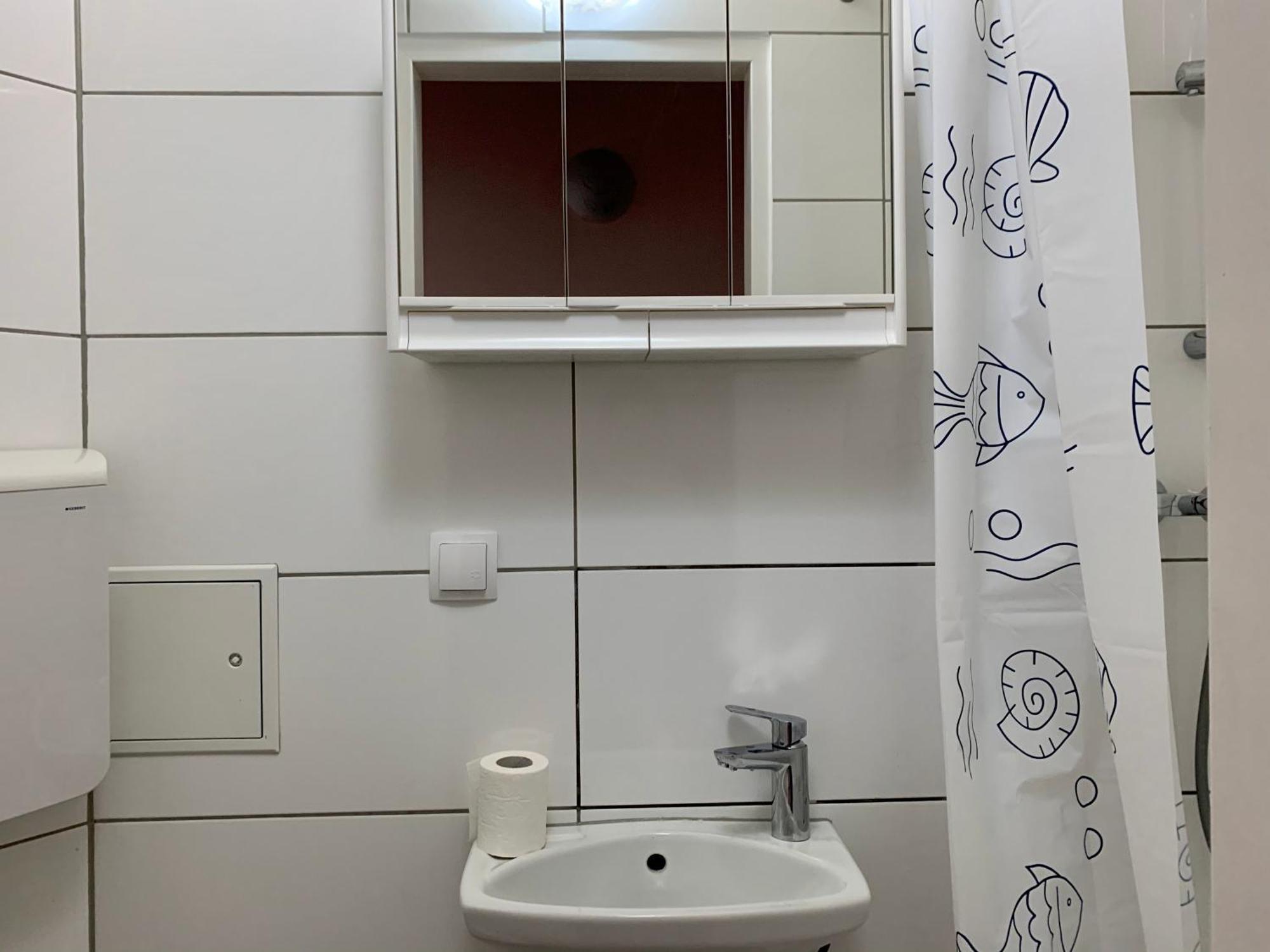 Raisa Lerchenfelder Gürtel 30 * Wien